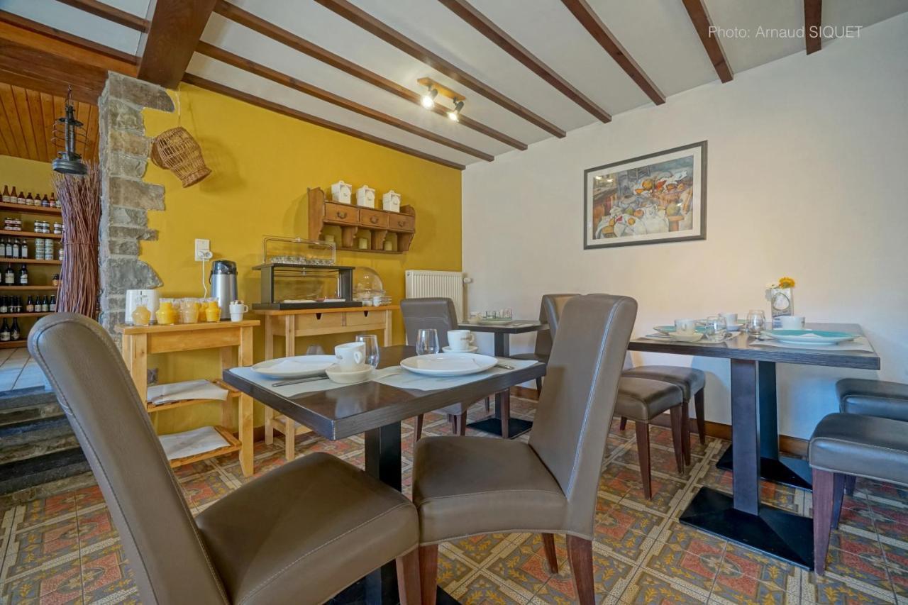 Ferme St Martin Bed & Breakfast Manhay Bagian luar foto